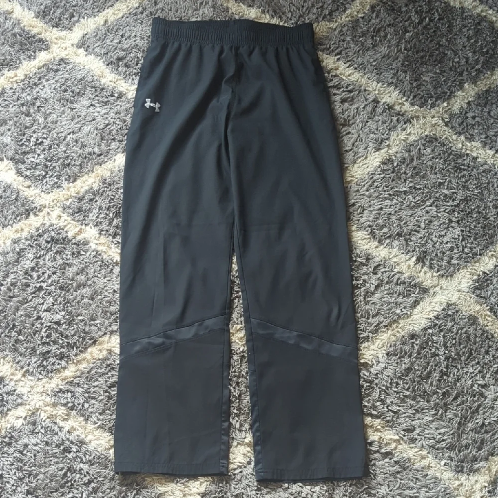 Under Armour Black Athletic Sweat Pants Youth Size XL